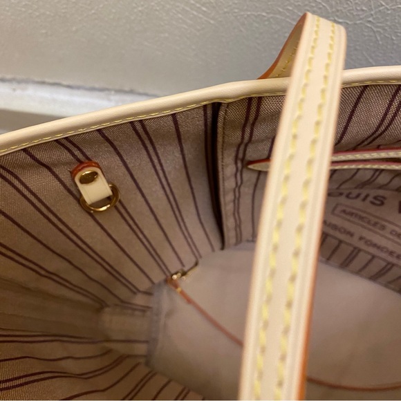 Louis Vuitton Brown Monogram Tote with Natural Vachetta Trim - Picture 8 of 13